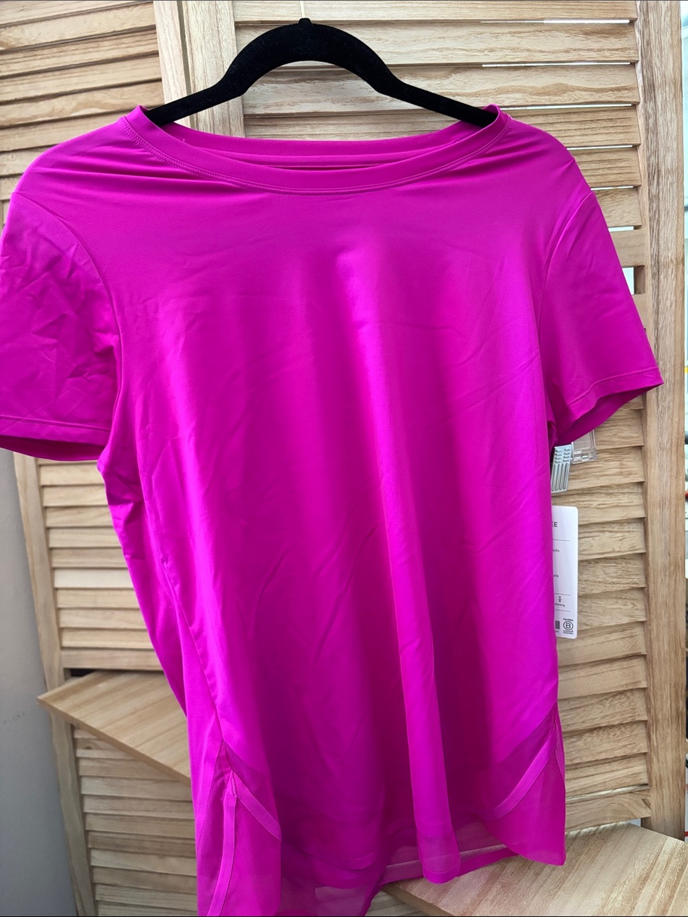 FINAL MARKDOWNAthleta Bright Fuchsia Short Sleeve Tee With Mesh Insert Med NWT